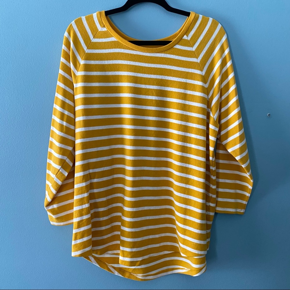 Old Navy XL Mustard Yellow striped 3/4 sleeve tee